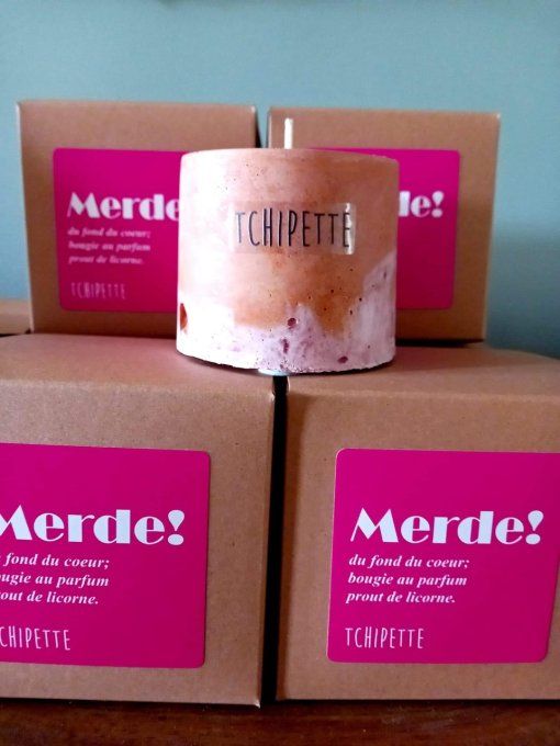 Bougie colorée parfum Prout de Licorne