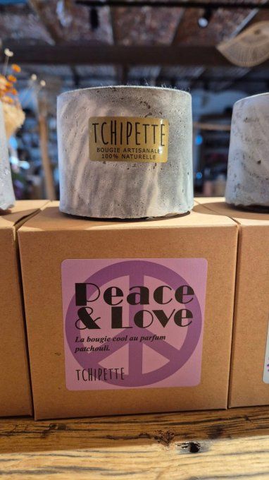 Bougie colorée "peace and love" parfum patchouli
